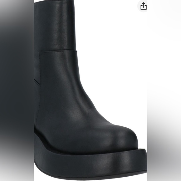 Paloma Barcelò Black Platform Ankle Boots